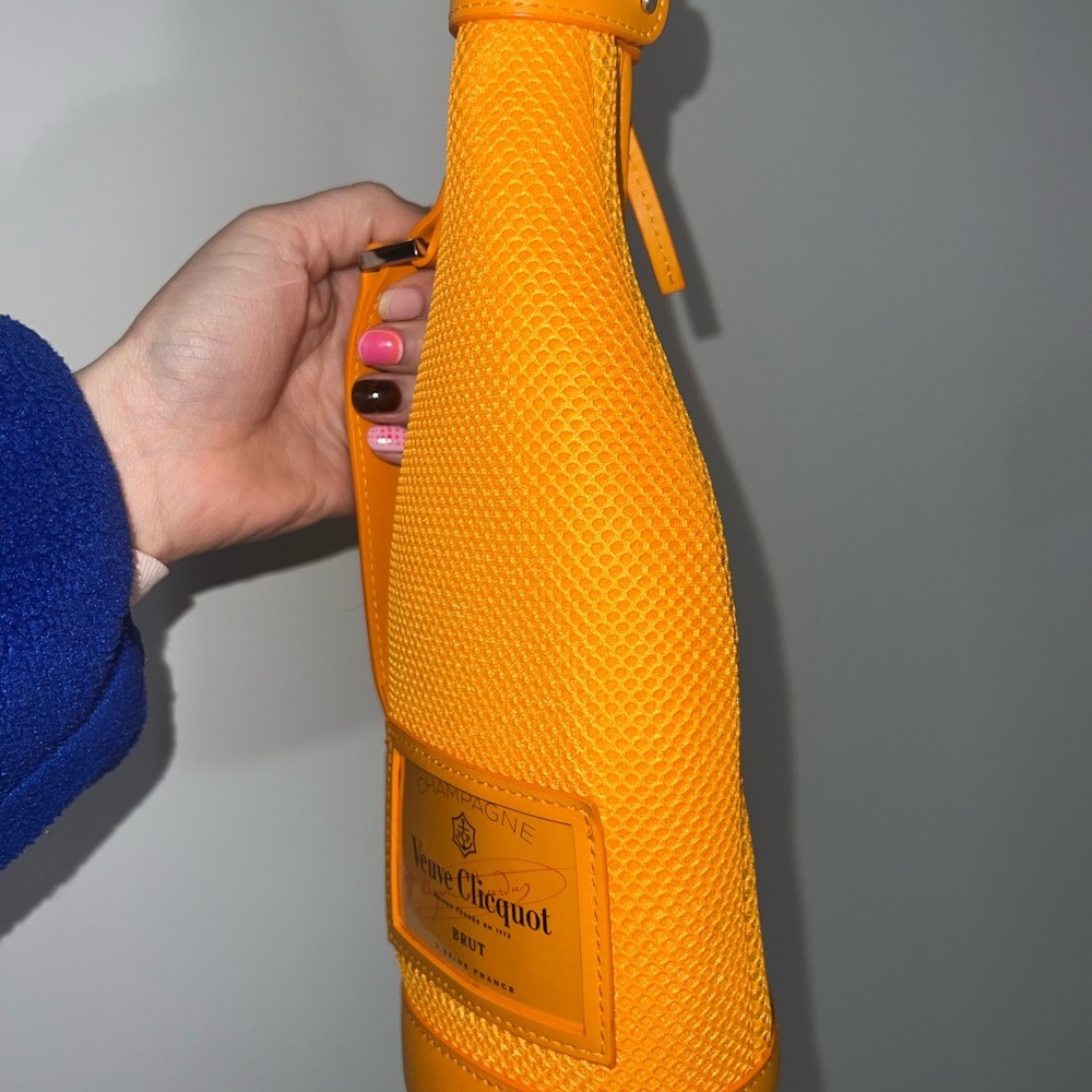 Veuve Clicquot Champagne Bottle Cover - Picture 3 of 8